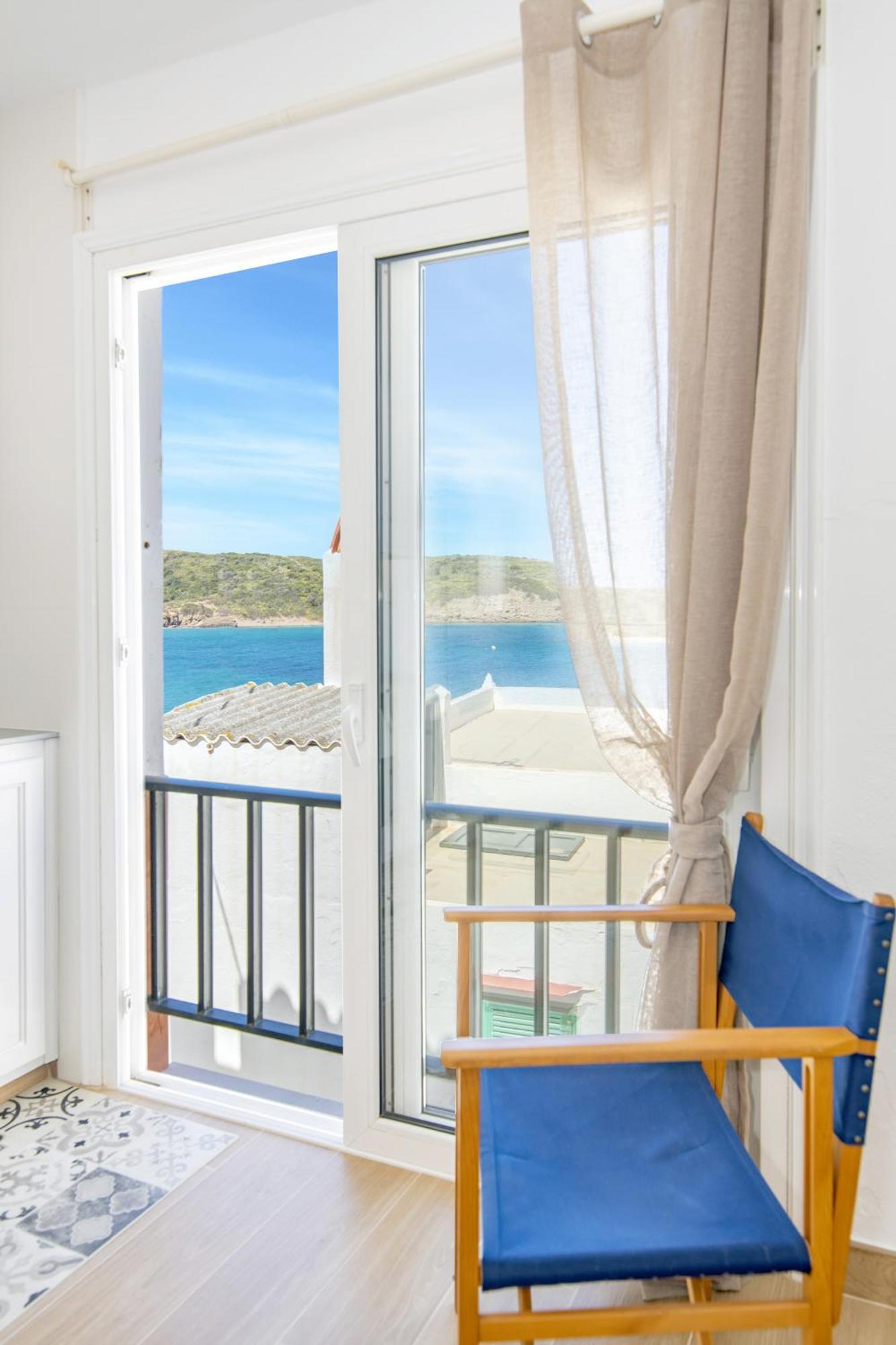 Ponent-Apartamento Frente Al Mar, Refugio Costero Es Grau Bagian luar foto